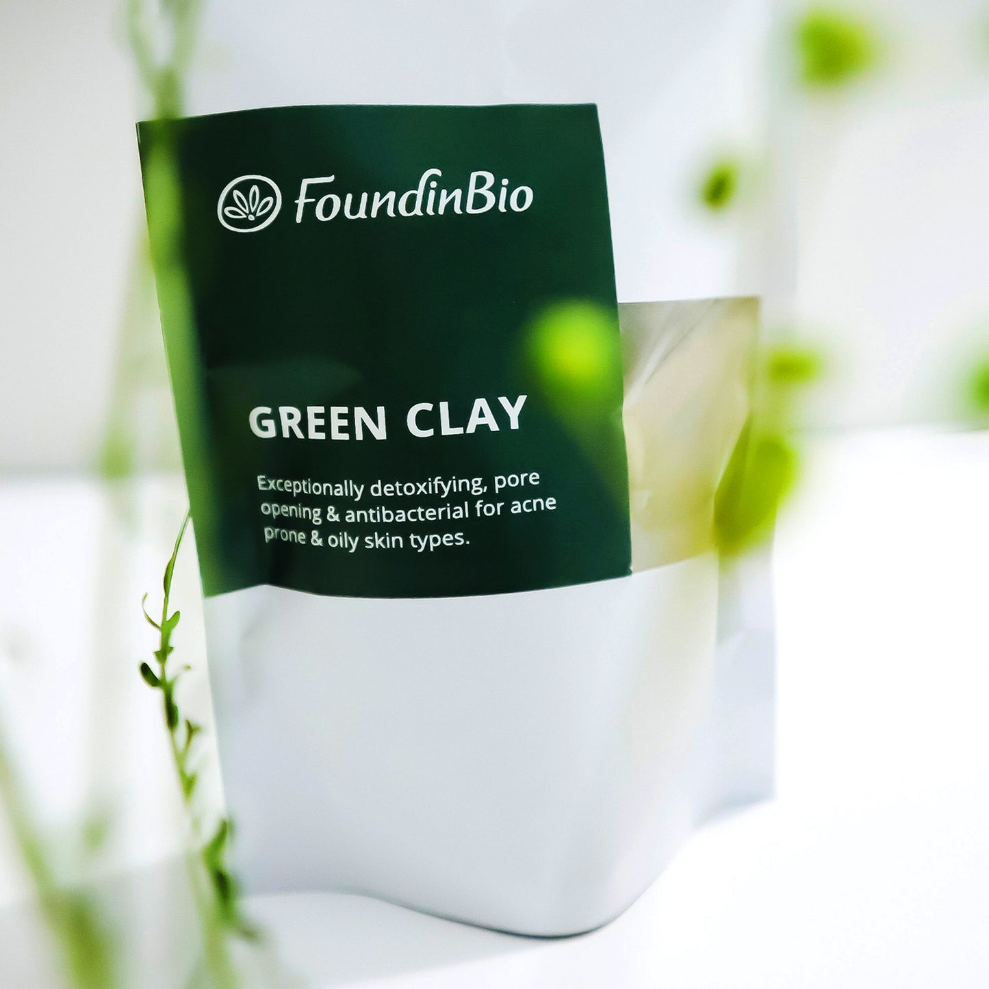 Green clay detox drink